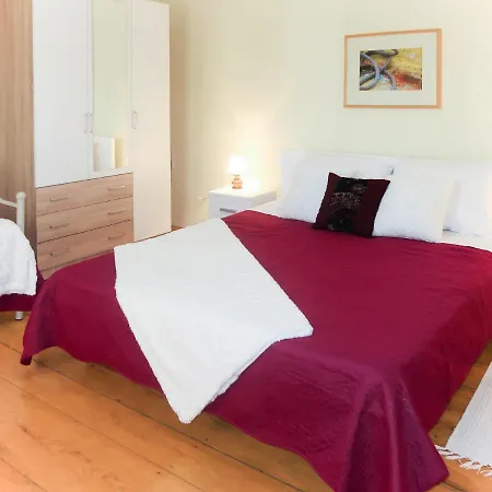 Holiday home Holiday Home Papinka - Lbn344